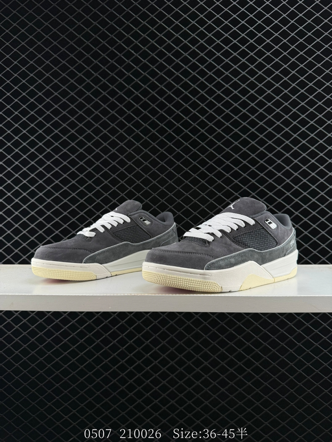 Nike Air Jordan 4 Retro